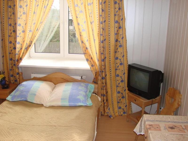 Osrodek Jezdziecki Bronkow Bed & Breakfast Bagian luar foto