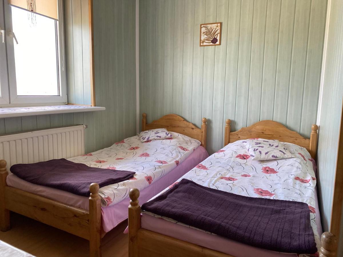 Osrodek Jezdziecki Bronkow Bed & Breakfast Bagian luar foto